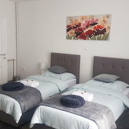 Marko Airport Rooms Velika Gorica Exterior foto