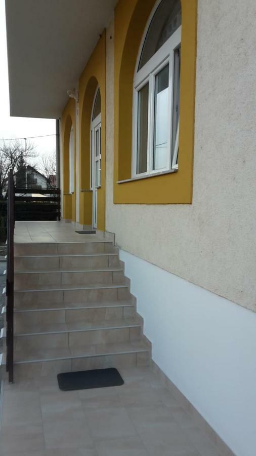 Marko Airport Rooms Velika Gorica Exterior foto