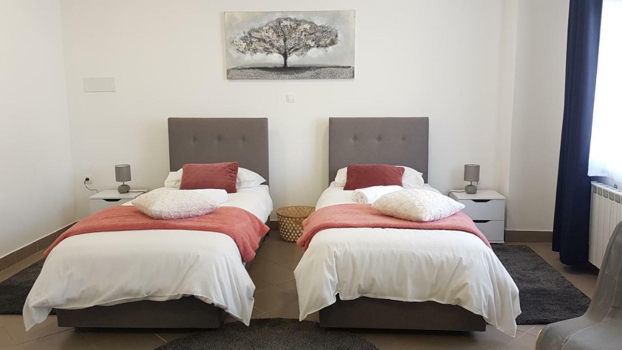 Marko Airport Rooms Velika Gorica Exterior foto